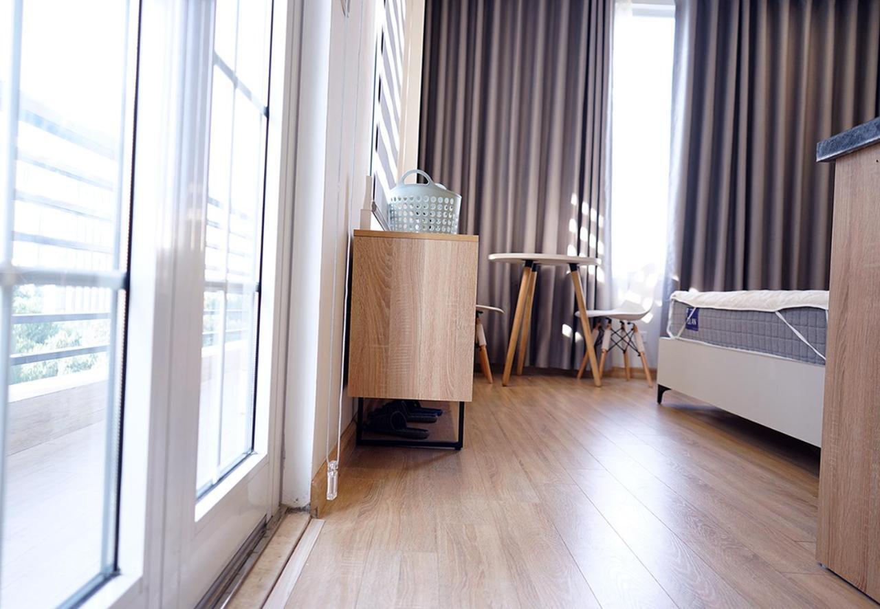 Lyn House - Service Apartment Hoang Quoc Viet Hanoi Exterior photo