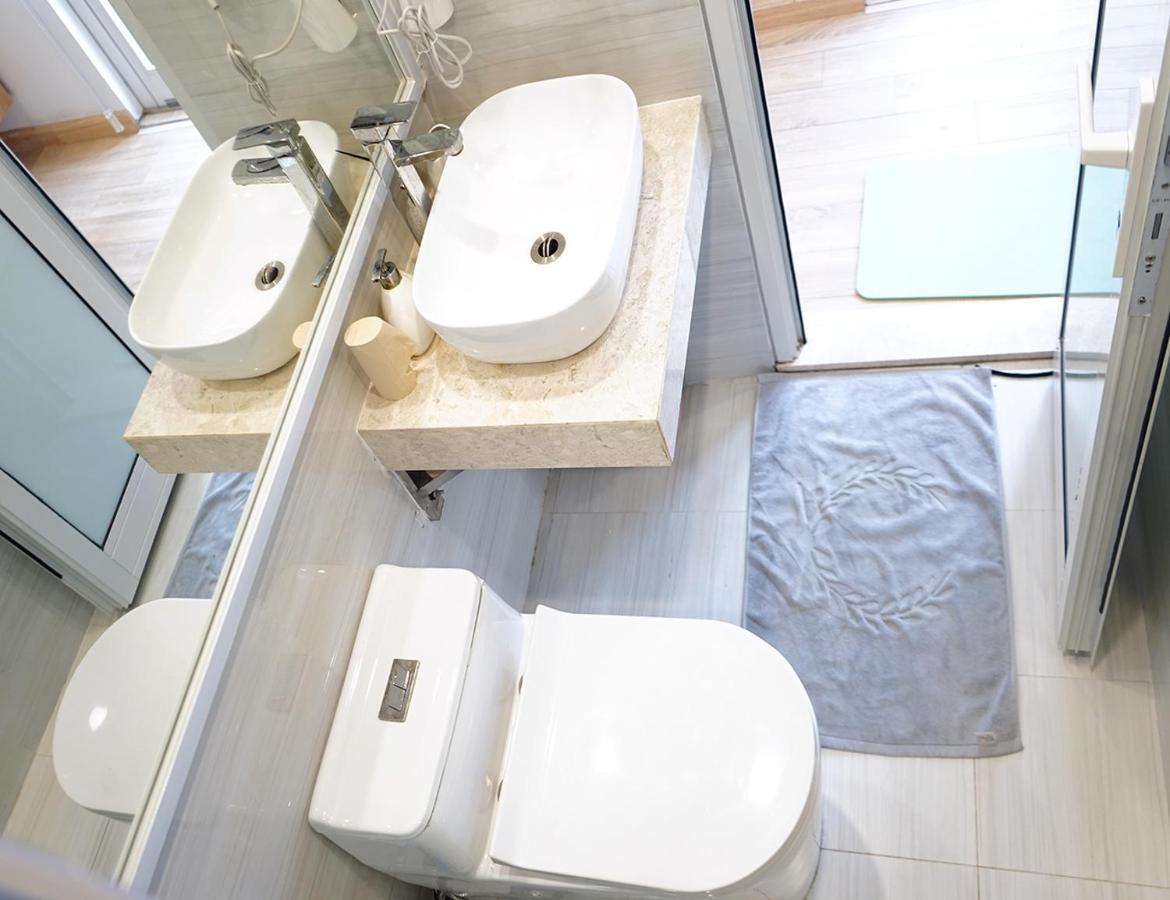 Lyn House - Service Apartment Hoang Quoc Viet Hanoi Exterior photo